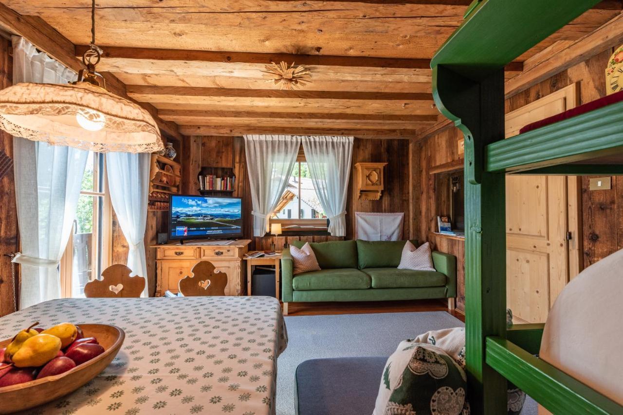 Kronplatz Ski Lodge ヴァルダーオラ エクステリア 写真